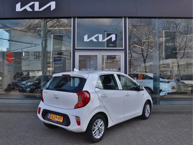 Kia Picanto 1.0 DPi DynamicLine 2024 Benzine 4