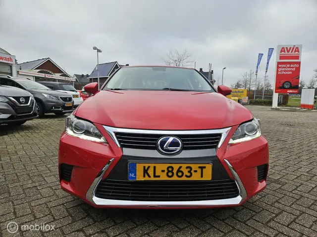 Lexus CT 200h HYBRID 2016 Hybride Benzine 8