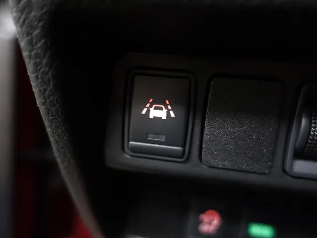 Nissan QASHQAI 1.2 N-Connecta Aut- 2018 Benzine 15