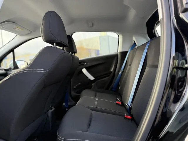 Peugeot 208 1.0 VTi LIKE 2014 Benzine 14