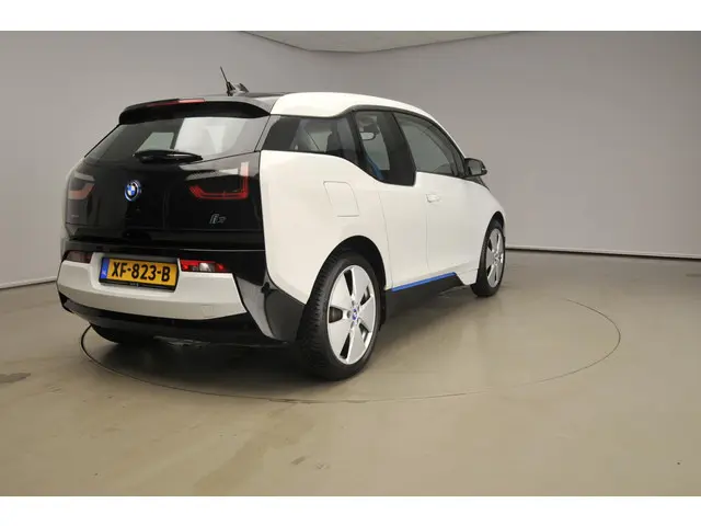 BMW i3 2
