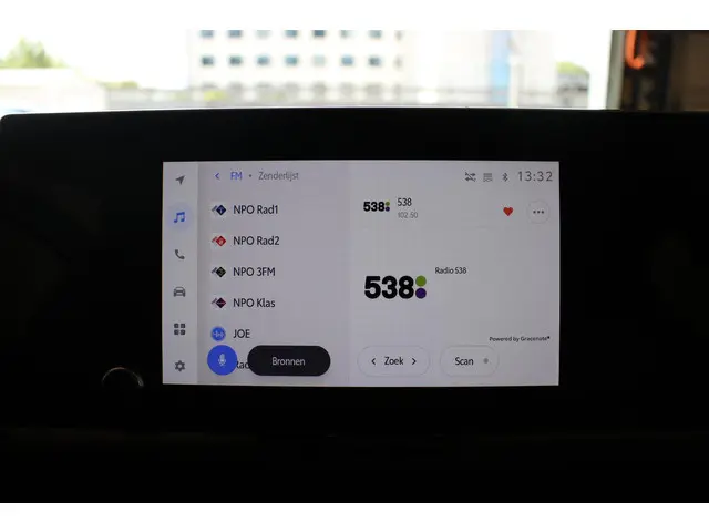 Toyota C-HR 1.8 Hybrid 140 Active 2024 Hybride Benzine 21