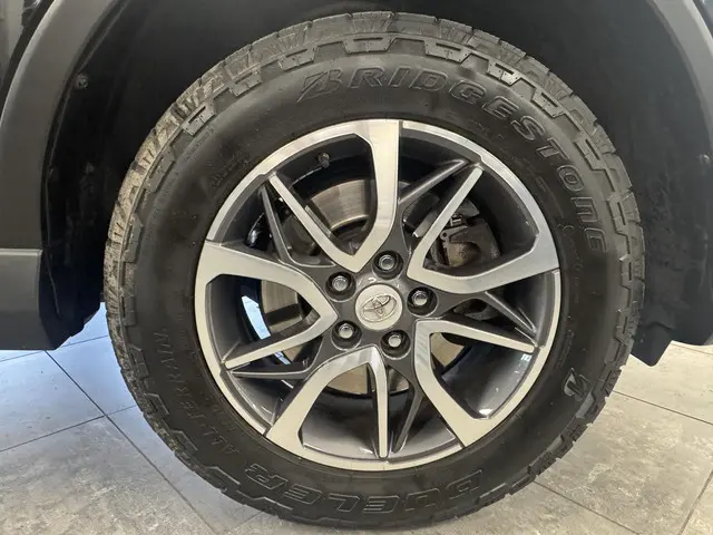 Toyota RAV4 2.5 Hybrid Energy Plus 2019 Hybride Benzine 30