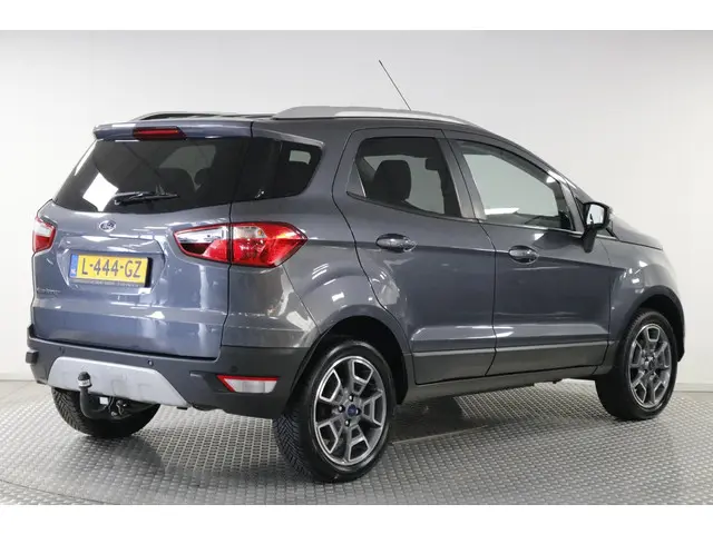 Ford EcoSport 2