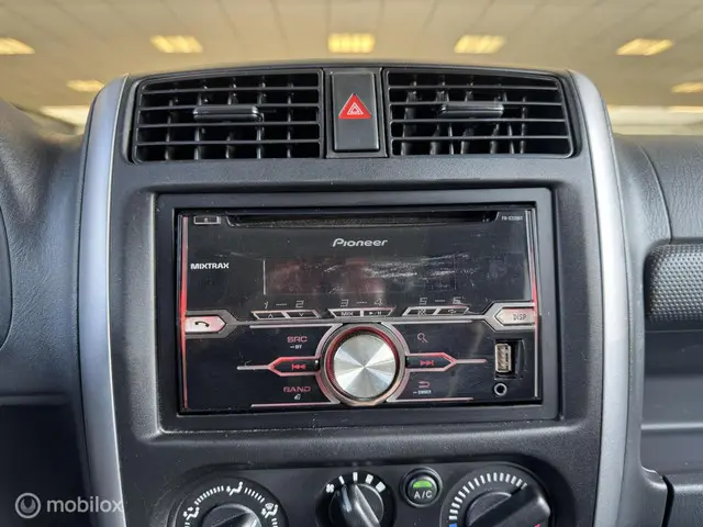 Suzuki Jimny 1.3 Exclusive / Automaat / Ranger 2016 Benzine 13