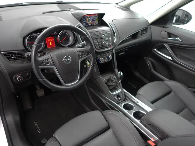 Opel Zafira 2