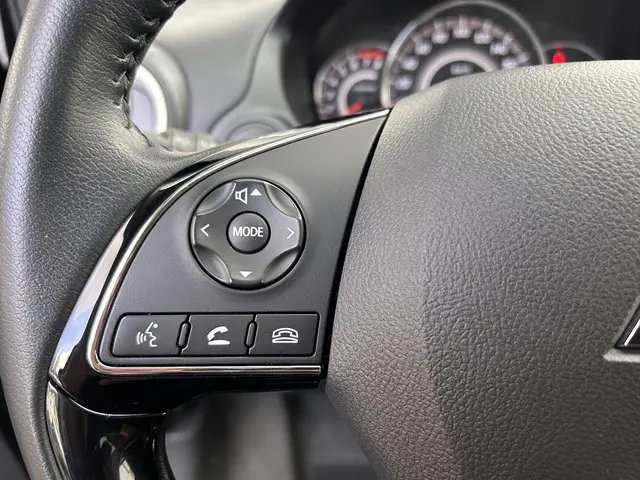 Mitsubishi Space Star 1.0 Active 2019 Benzine 18