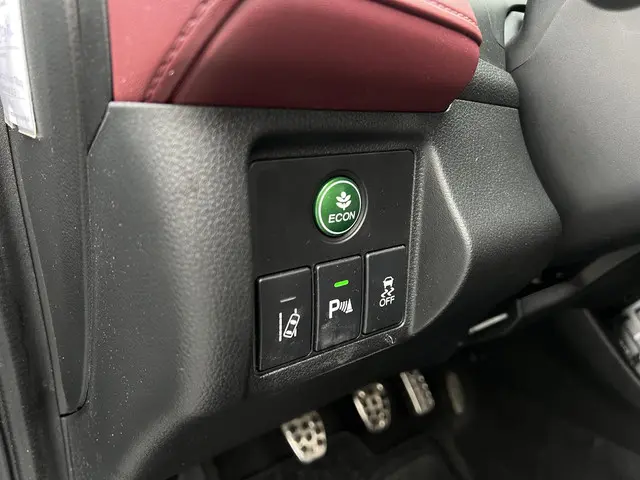 Honda HR-V 1.5 i-VTEC Turbo Sport 2019 Benzine 32