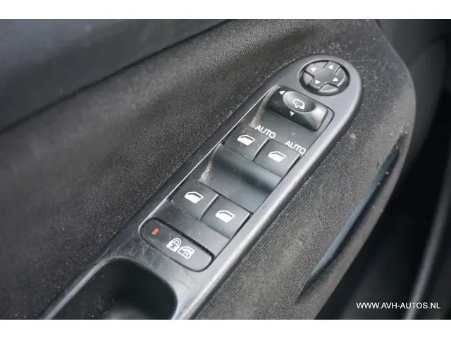 Citroën C3 Picasso 1.6 VTi Exclusive 2014 Benzine 18