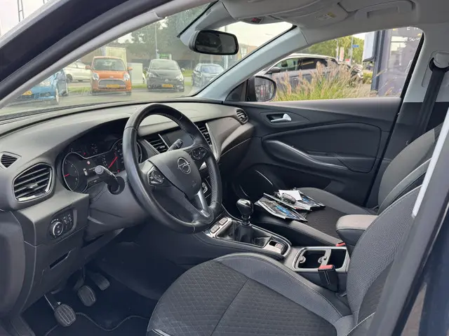 Opel Grandland X 1.2 Turbo Innovation 2019 Benzine 11