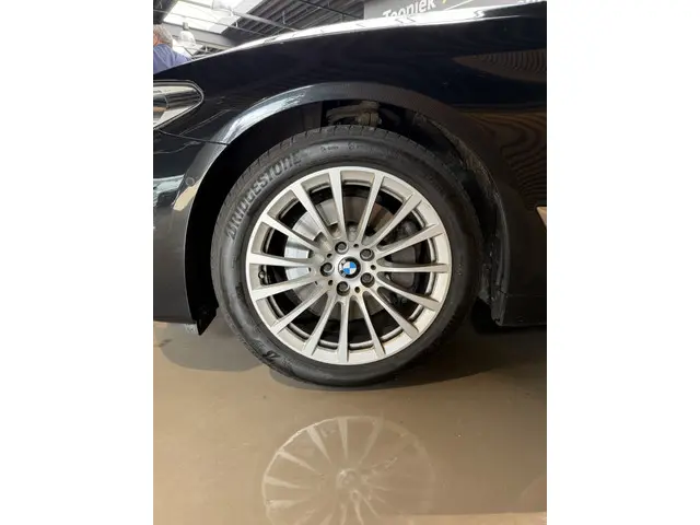 BMW 5 Serie Touring 530i High Executive 2018 Benzine 23