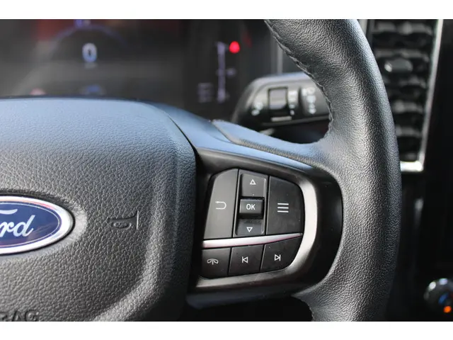 Ford Ranger 2.0 EcoBlue Limited 4WD 2024 Diesel 13