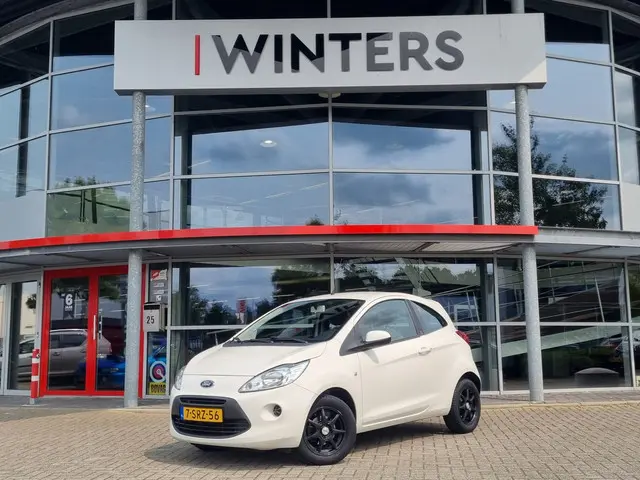 Ford Ka 1.2 Champions Edition start/stop 2013 Benzine