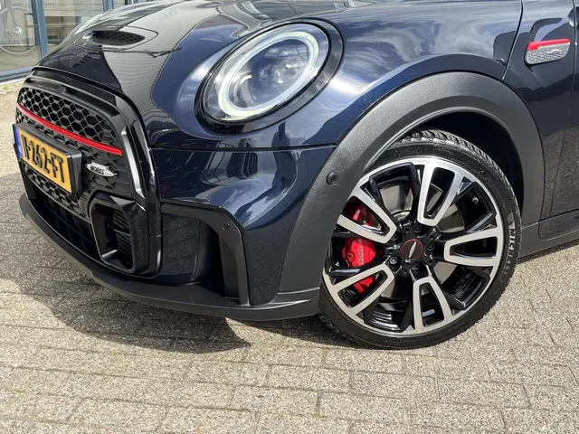 MINI Cooper Mini 2.0 John Works Essential 2021 Benzine 42