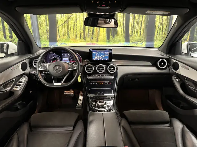 Mercedes-Benz GLC 250 4MATIC Prestige 2016 Benzine 8