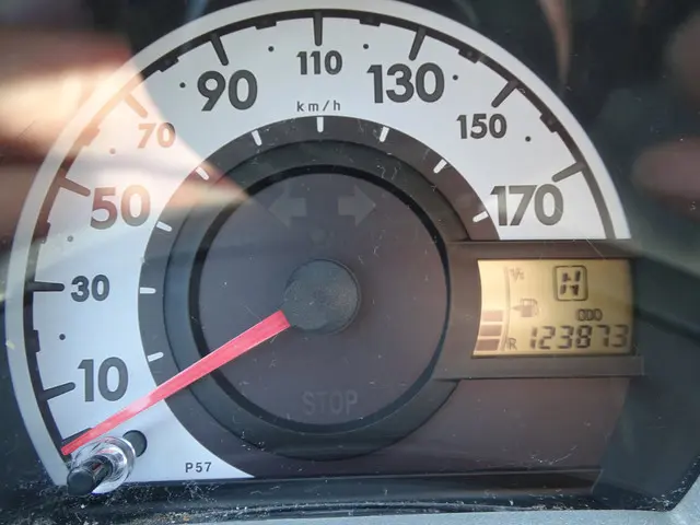 Peugeot 107 1.0 Active AUTOMAAT/AIRCO/LMV/PDC 2013 Benzine 11