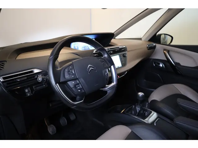 Citroën C4 Picasso PT 130 Exclusive 2016 Benzine 31