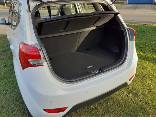 Hyundai ix20 1.6i Go! *Automaat* 2015 Benzine 10