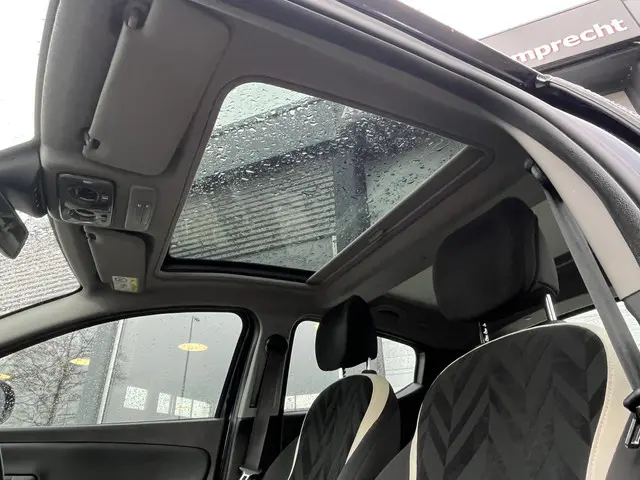 Lancia Ypsilon 0.9 TwinAir Gold 2016 Benzine 19