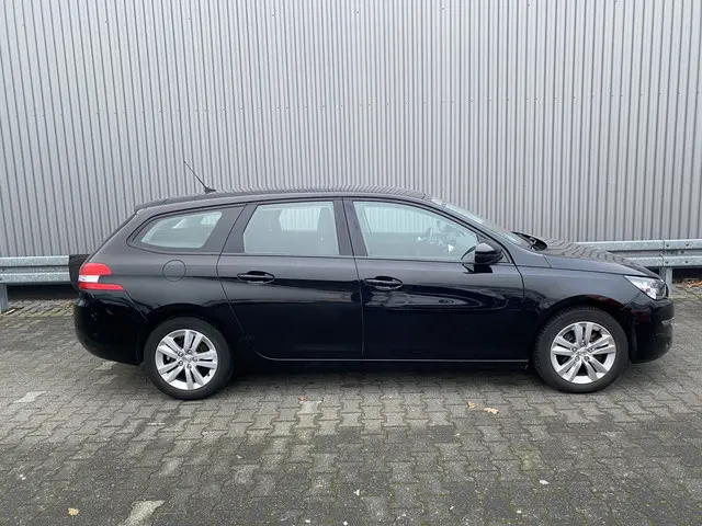 Peugeot 308 SW 1.2 PureTech Allure 2016 Benzine 10