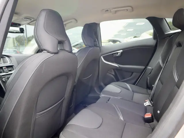 Volvo V40 2.0 D4 Momentum Business 2014 Diesel 12