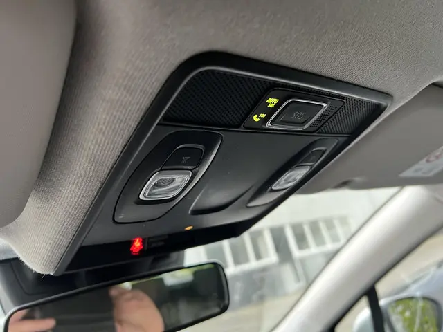 Renault Clio 1.0 TCe Intens 2019 Benzine 24