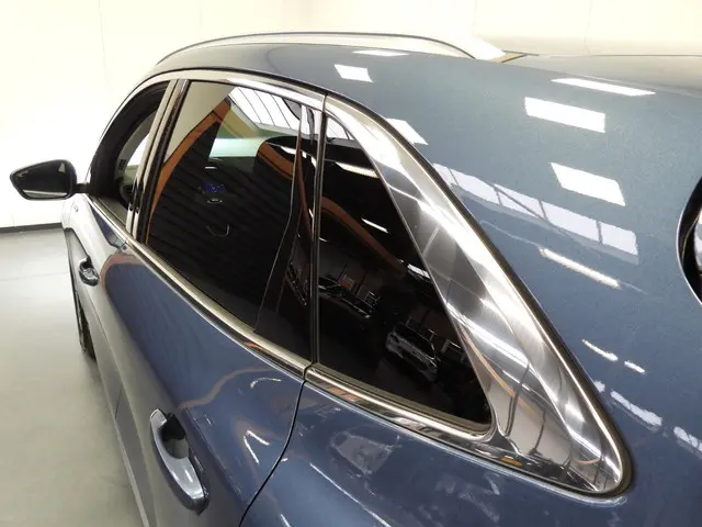 Ford Kuga 2.5 PHEV Plug-In Vignale 2022 Hybride Benzine 42