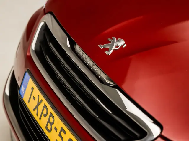 Peugeot 308 1.2 e-THP Sport 2014 Benzine 31