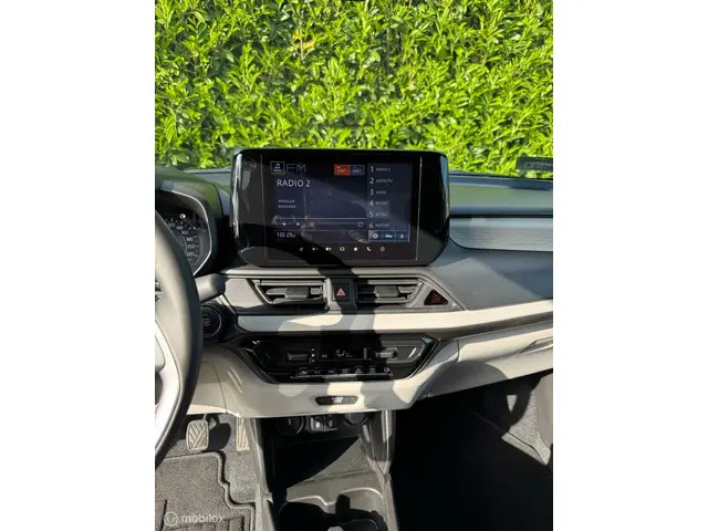 Suzuki Swift 1.2 Select Smart Hybrid 2024 Benzine 12
