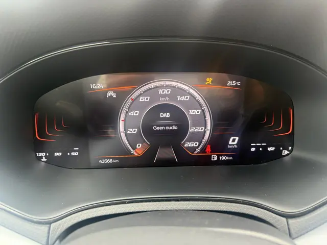 SEAT Arona 1.0 TSI Xperience 2023 Benzine 22