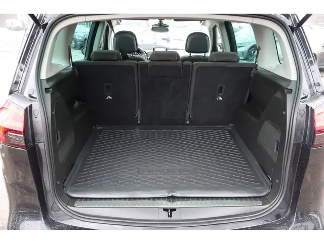 Opel Zafira Tourer 1.4 Cosmo 2012 Benzine 14