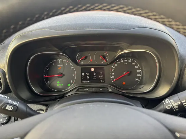 Opel Combo Tour 1.2 Turbo L2H1 Edition 7p. 2019 Benzine 17