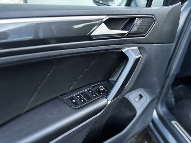 Volkswagen Tiguan 2.0 TSI 4Motion Highline 2018 Benzine 12