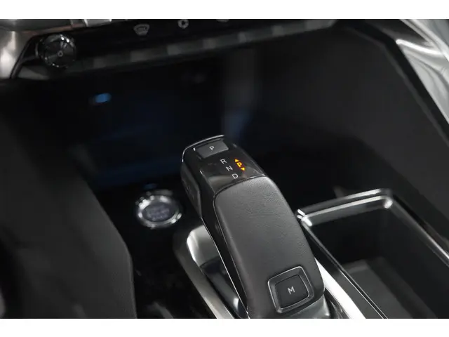 Peugeot 5008 PureTech 130 EAT8 GT-Line 2020 Benzine 44