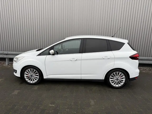 Ford C-MAX 1.0 Titanium 2015 Benzine 10