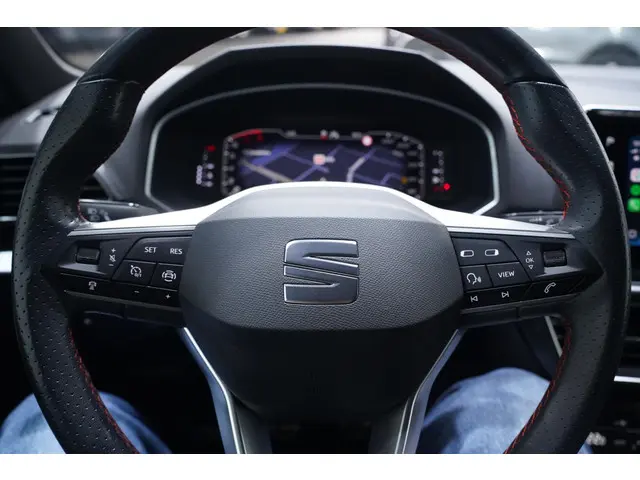 SEAT Tarraco 1.5 TSI FR Business Intense 2023 Benzine 19