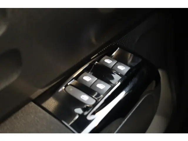 Citroën C3 PT 83 Shine 2021 Benzine 30