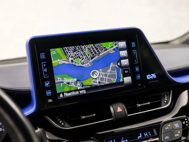 Toyota C-HR 1.8 Hybrid Sport 2018 Hybride Benzine 8