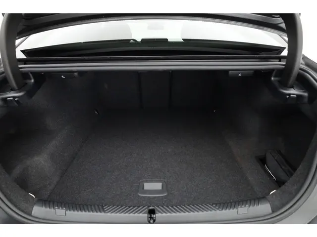 BMW i5 M60 xDrive 84 kWh M Sport 2024 Elektrisch 36