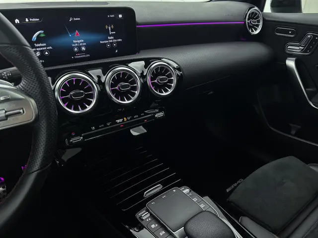 Mercedes-Benz A-Klasse 180 Premium Plus 2021 Benzine 7