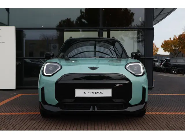 MINI Aceman E 2025 Elektrisch 19