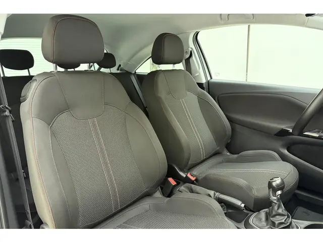 Opel Corsa 1.4 Black Edition 2018 Benzine 10