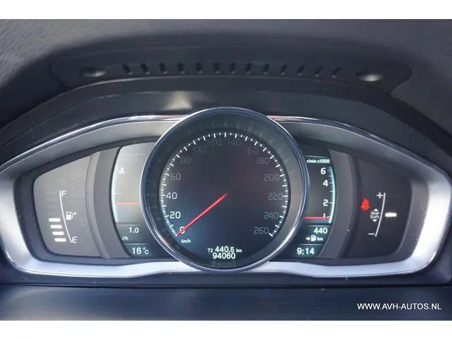 Volvo S60 1.6 T3 Momentum 2015 Benzine 13