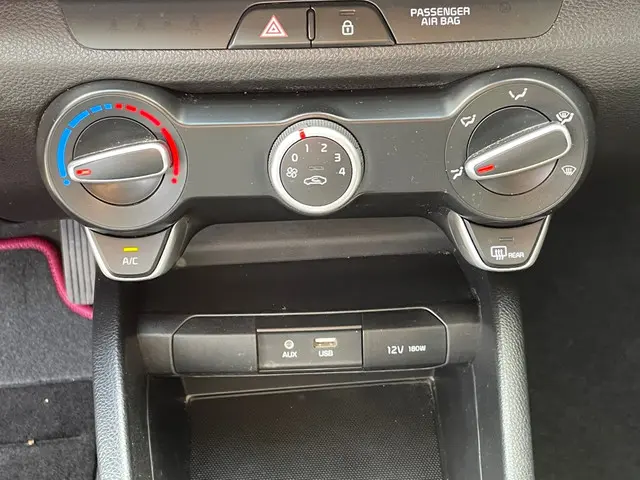 Kia Rio 1.2 CVVT ComfortPlusLine Facelift 2017 Benzine 14