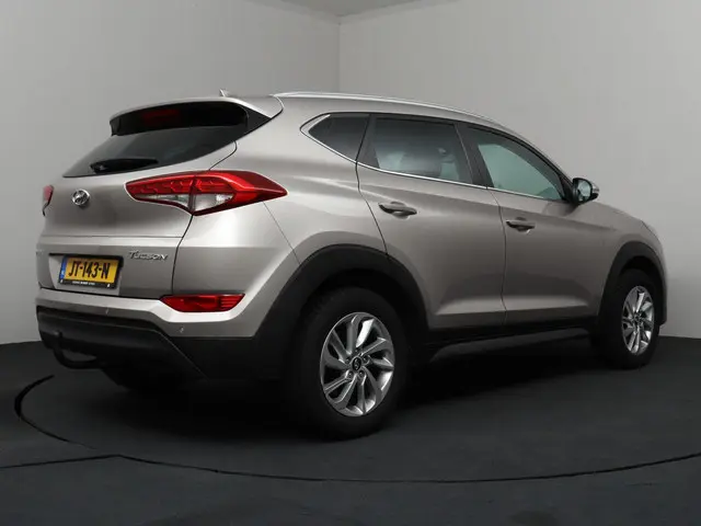 Hyundai Tucson 1.6 GDi Comfort 2016 Benzine 2