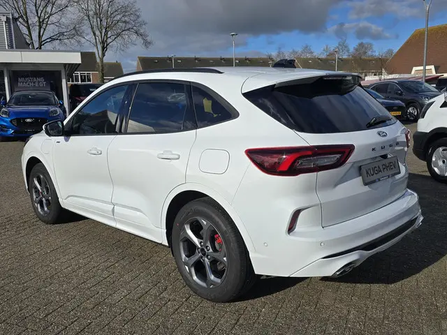 Ford Kuga 2.5 PHEV ST-Line X 2024 Hybride Benzine 5