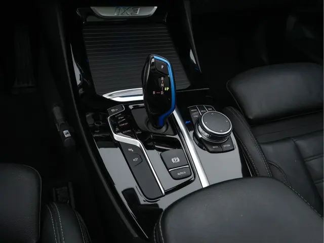 BMW iX3 High Executive 80 kWh [ 3-Fase ] 2021 Elektrisch 13