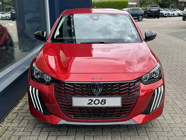 Peugeot 208 1.2 Turbo 100 PK Allure 2025 Benzine 13