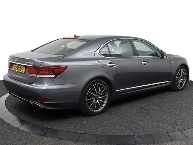 Lexus LS 600h F Sport Line 2013 Hybride Benzine 34