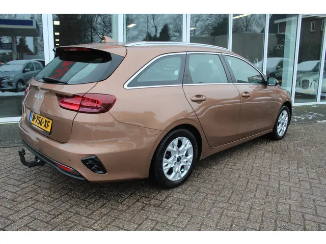 Kia Ceed Sportswagon 1.5 T-GDi DynamicLine 2022 Benzine 3